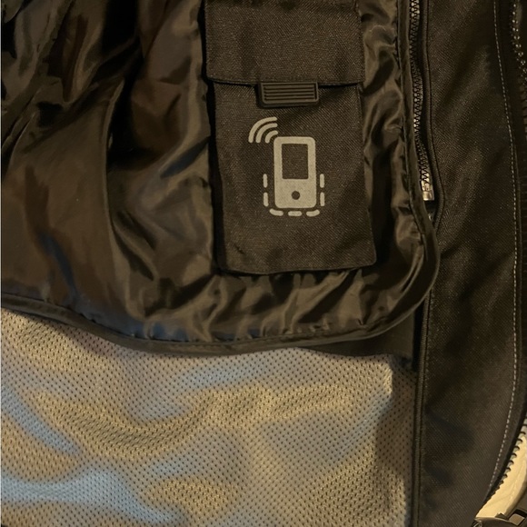 Bilt Motorcycle jacket. - Picture 4 of 13